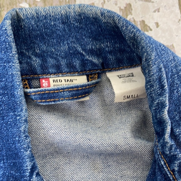 Retro Levi’s jean jacket red tan blue denim jacket women’s sz small - Picture 6 of 11